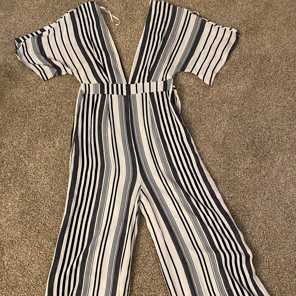 Lulus jumpsuit